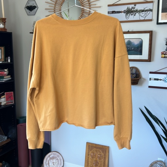 Zoe + Liv "Let the Universe Guide You" Yellow Butterfly Sweatshirt - Size XL - Picture 3 of 6